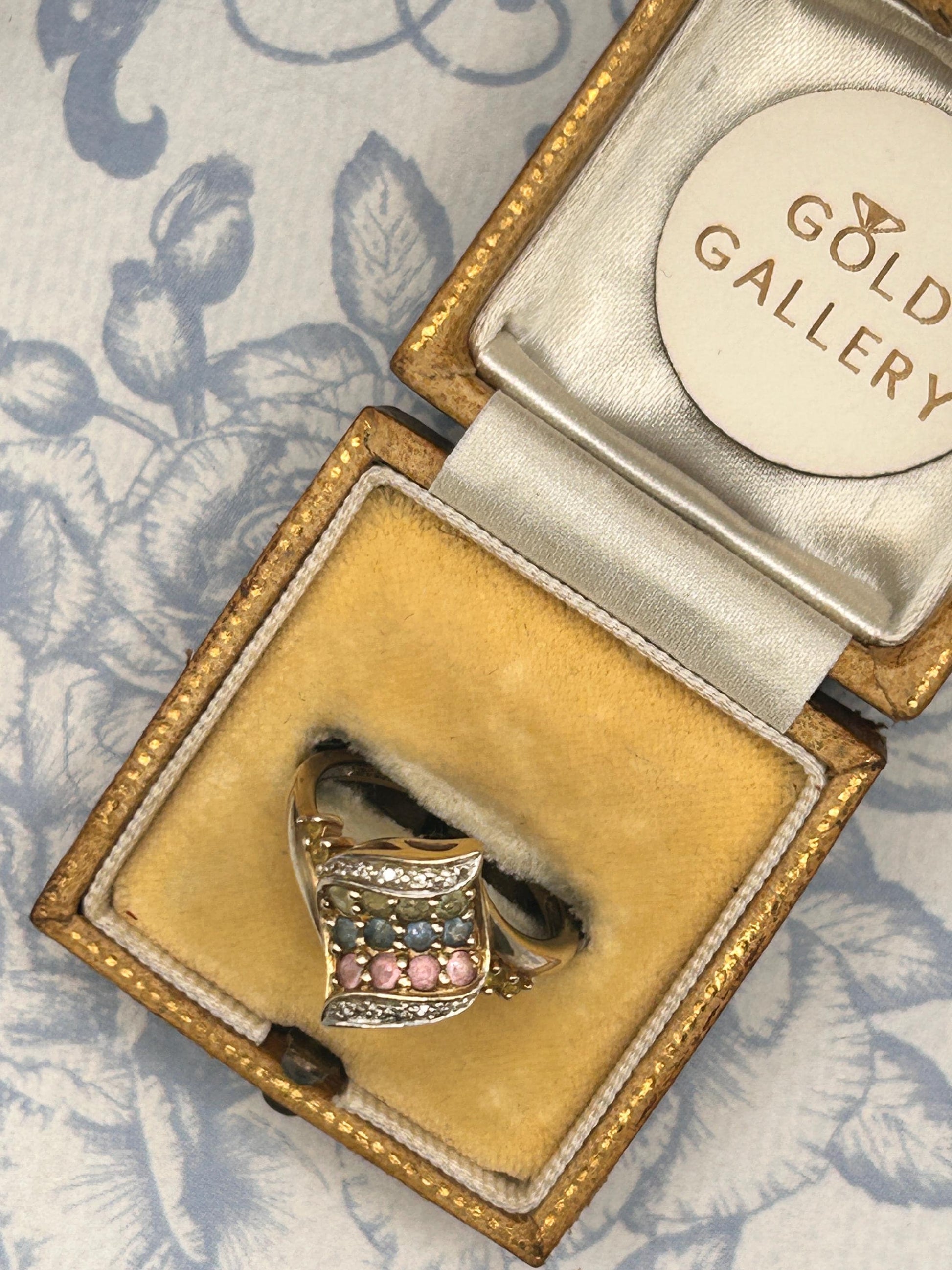 Vintage 9ct Gold Dress Ring with Diamond and Multi Sapphires Size N/ 7 - Cocktail Jewellery