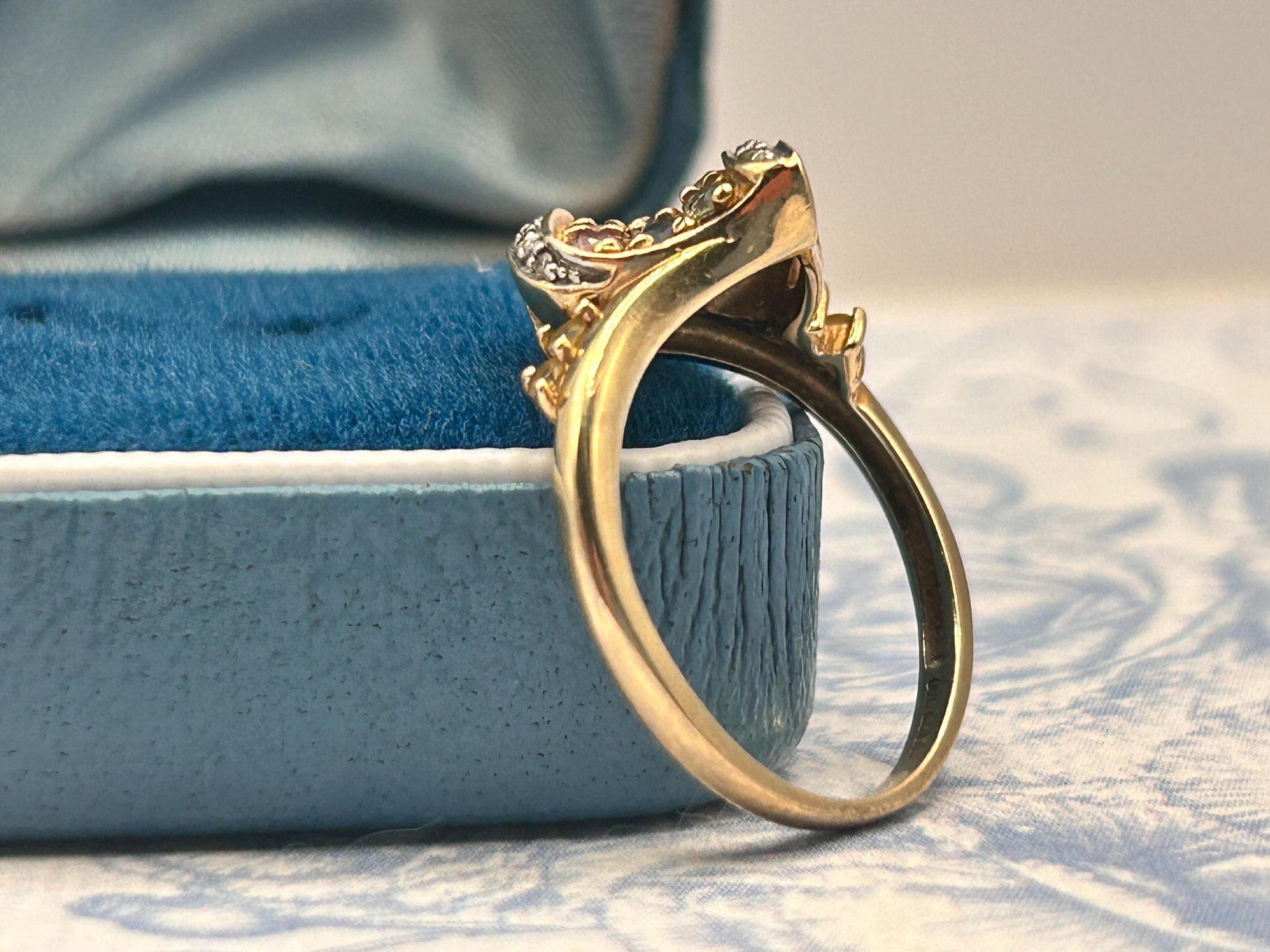 Vintage 9ct Gold Dress Ring with Diamond and Multi Sapphires Size N/ 7 - Cocktail Jewellery