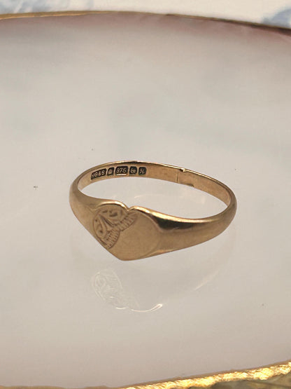 Vintage 9ct Gold 1980s Classic Heart Signet Ring Size M / US 6.5