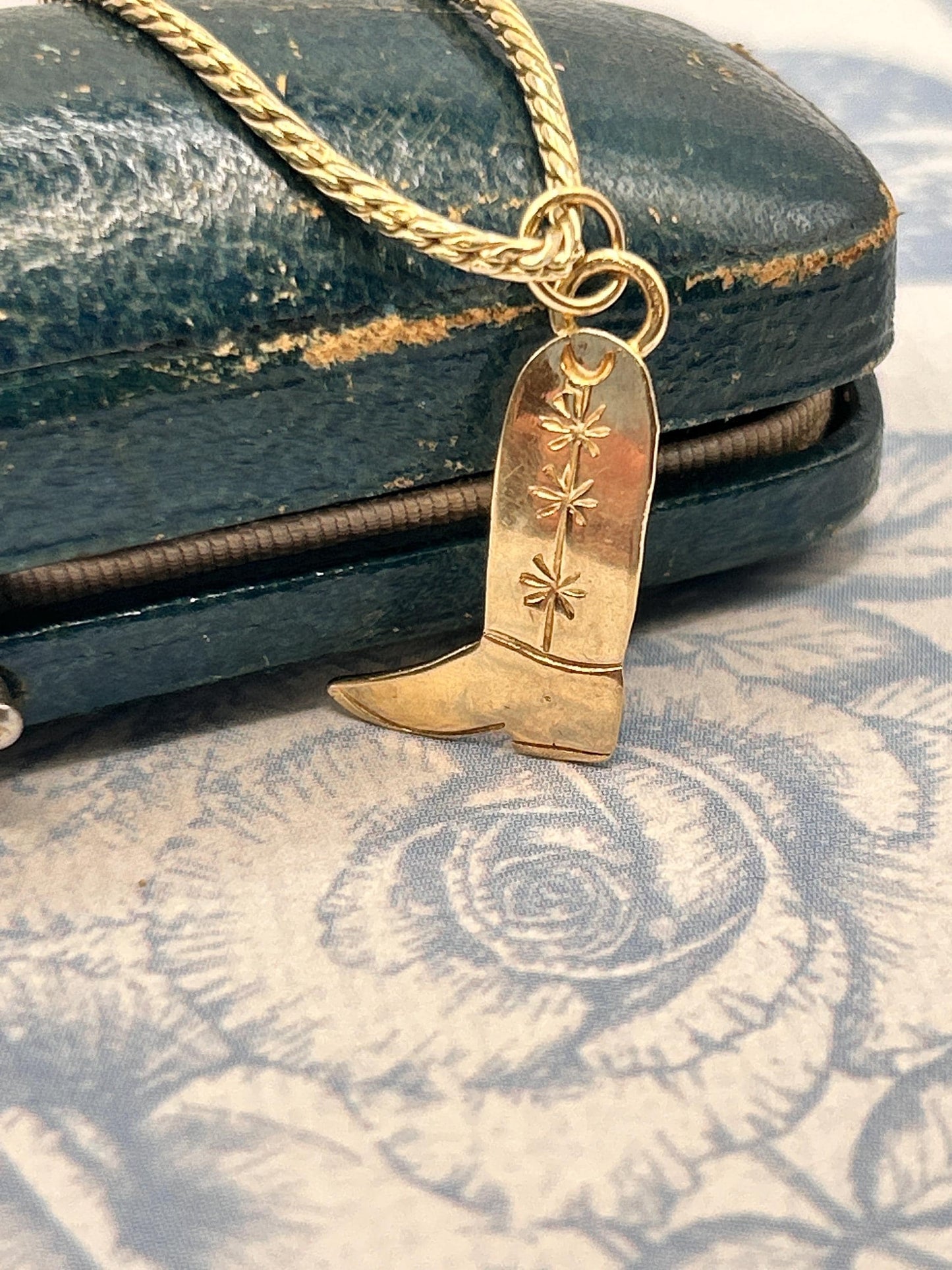 Vintage 14ct Gold Cowboy Boot Charm - Novelty 14k American Charm Mid Century