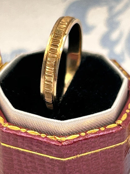 Vintage 1980s 9ct Etched Slim Wedding Band Ring Size L / 6