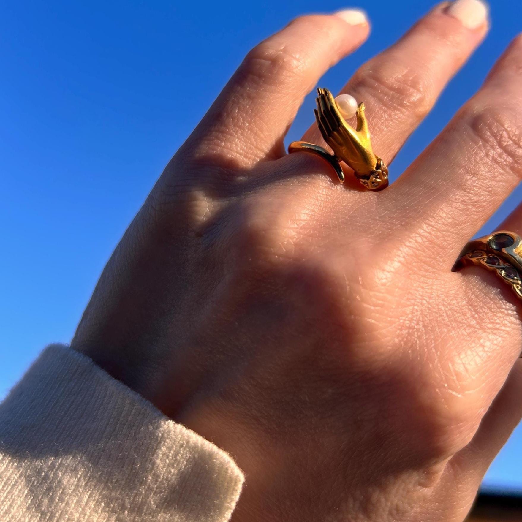 Vintage Carrera Y Carrera 18ct Gold Mano Hand Ring With Pearl and Diamond Cuff - Fine Vintage Jewelry Size UK J/ US: 5