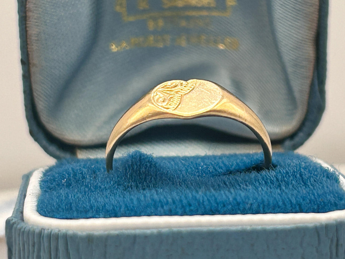 Vintage 9ct Gold 1980s Classic Heart Signet Ring Size M / US 6.5