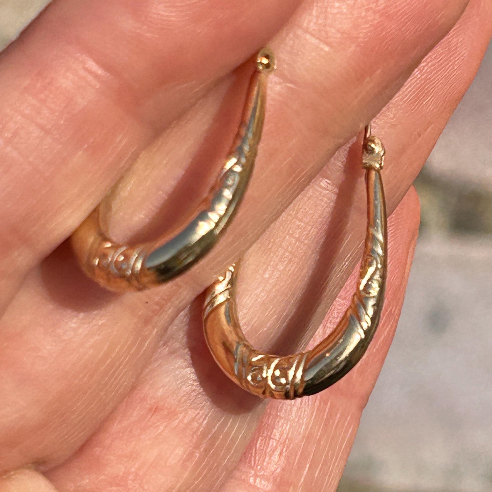 Vintage 9ct Gold Long Oval Hoop Earrings - Retro earrings 90's