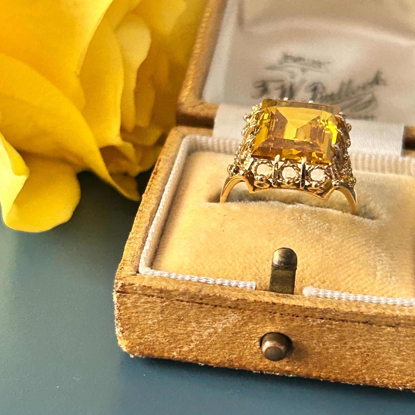 Vintage 1970's Glamorous 9ct Gold Citrine Cocktail Ring - Estate Jewelry UK K / US 5.5 - Gold Statement Jewelry