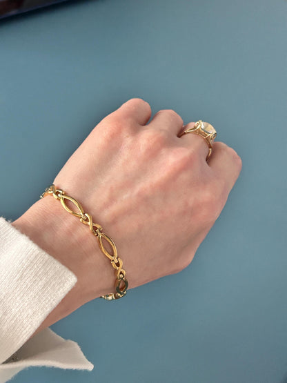 Vintage 9ct Yellow Gold Kisses Link Bracelet 7.5" - Solid Gold Jewellery Fancy Bracelet Cocktail Jewelry