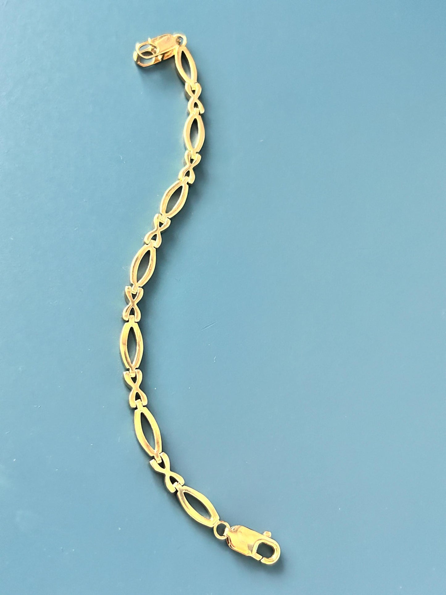 Vintage 9ct Yellow Gold Kisses Link Bracelet 7.5" - Solid Gold Jewellery Fancy Bracelet Cocktail Jewelry