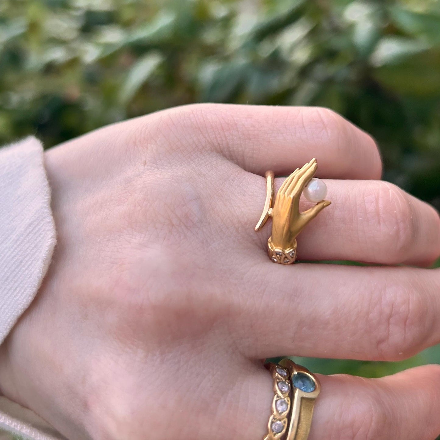 Vintage Carrera Y Carrera 18ct Gold Mano Hand Ring With Pearl and Diamond Cuff - Fine Vintage Jewelry Size UK J/ US: 5