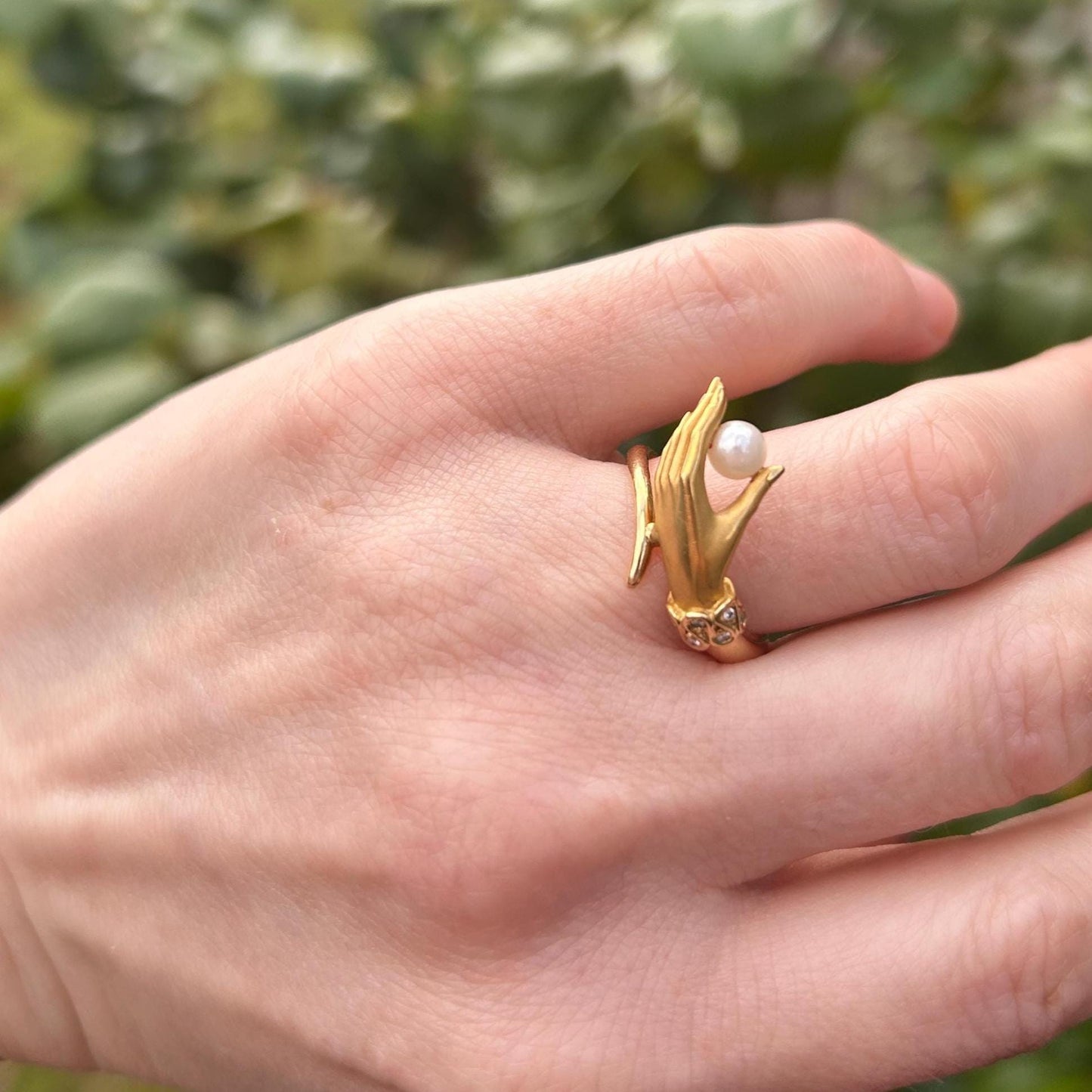 Vintage Carrera Y Carrera 18ct Gold Mano Hand Ring With Pearl and Diamond Cuff - Fine Vintage Jewelry Size UK J/ US: 5