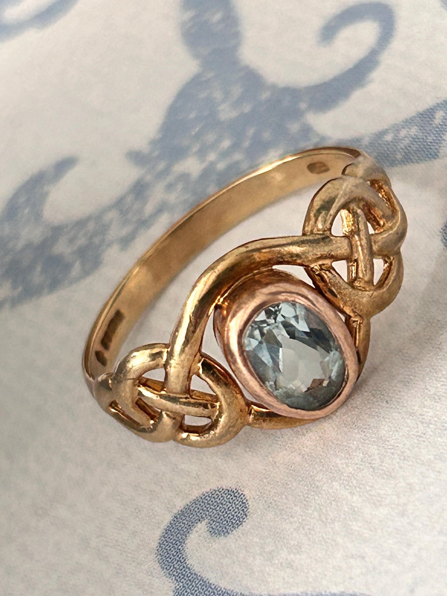 Vintage Clogau Aquamarine Celtic Ring 9ct Yellow and Rose Gold size UK P / US 8 - March Birthstone