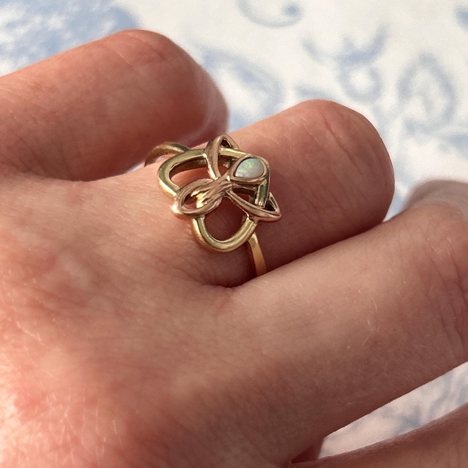 Vintage Clogau 9ct Gold Opal Ring UK K - US 5.5 / Unusual Welsh Gold Ring Heirloom