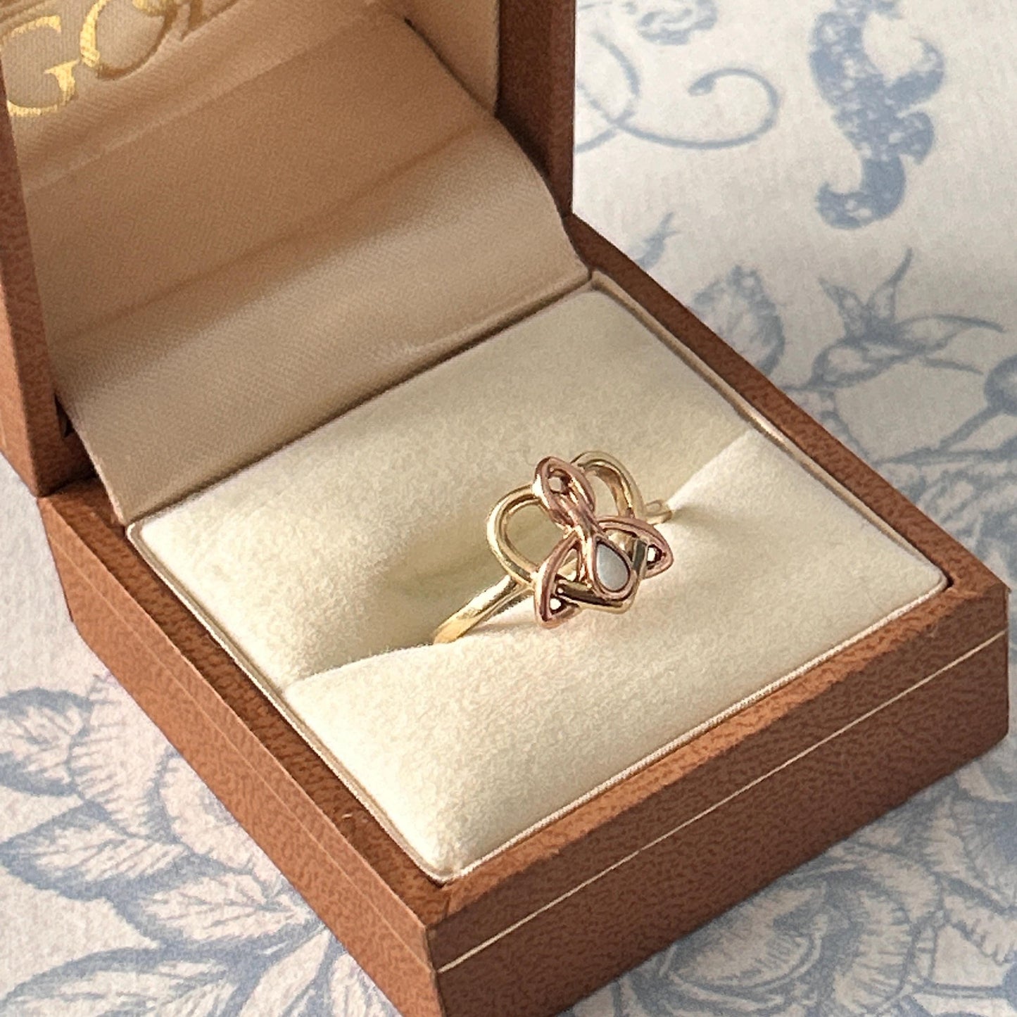 Vintage Clogau 9ct Gold Opal Ring UK K - US 5.5 / Unusual Welsh Gold Ring Heirloom