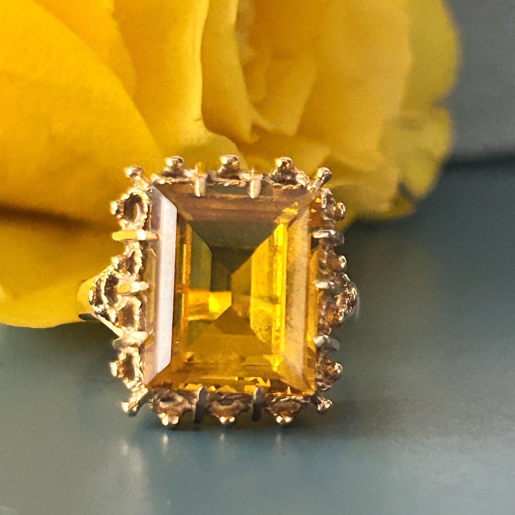 Vintage 1970's Glamorous 9ct Gold Citrine Cocktail Ring - Estate Jewelry UK K / US 5.5 - Gold Statement Jewelry