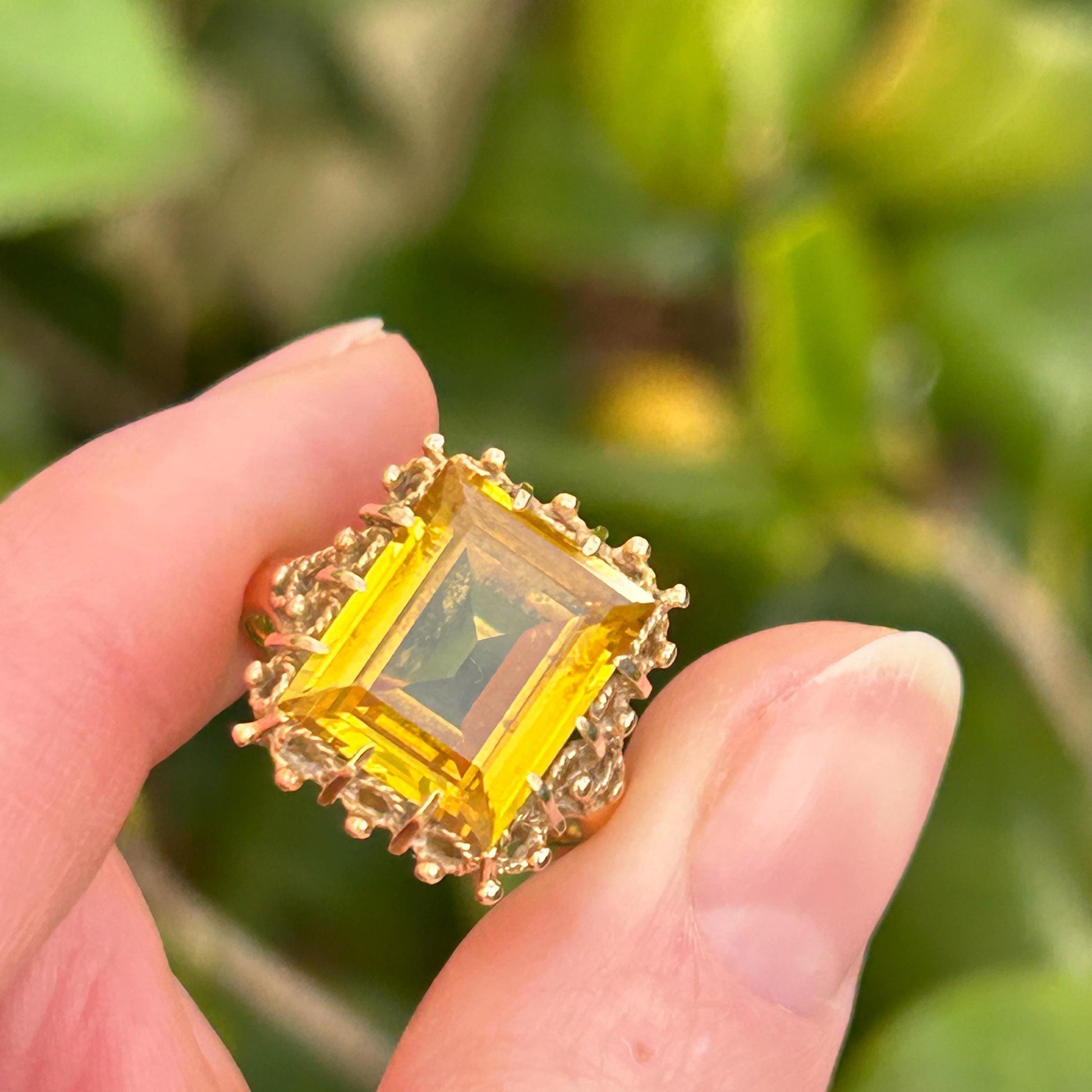 Vintage 1970's Glamorous 9ct Gold Citrine Cocktail Ring - Estate Jewelry UK K / US 5.5 - Gold Statement Jewelry