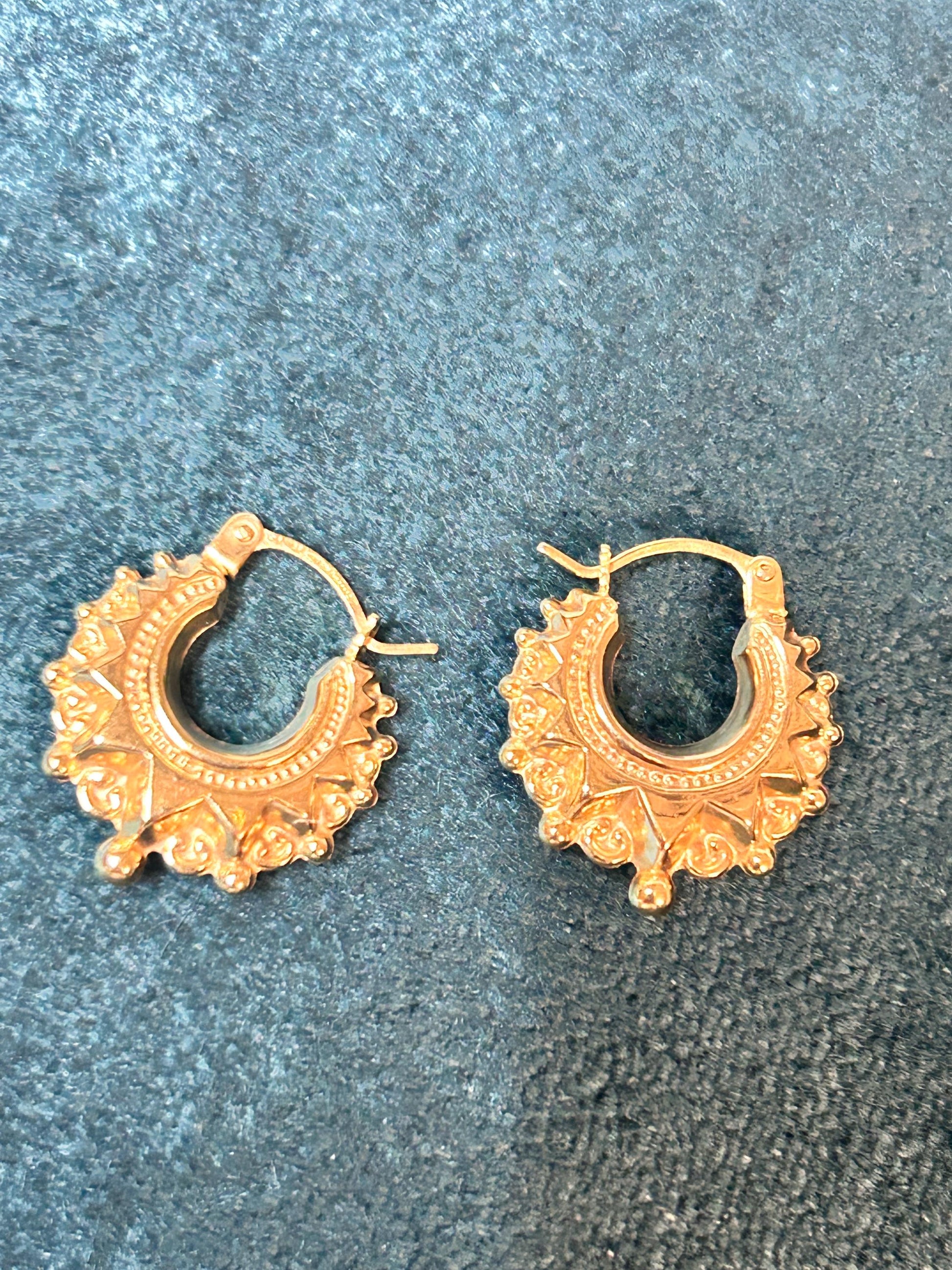 Vintage Mid-Century 9ct Gold Gypsy Creole Earrings Medium - UnoAErre Italian Jewellery
