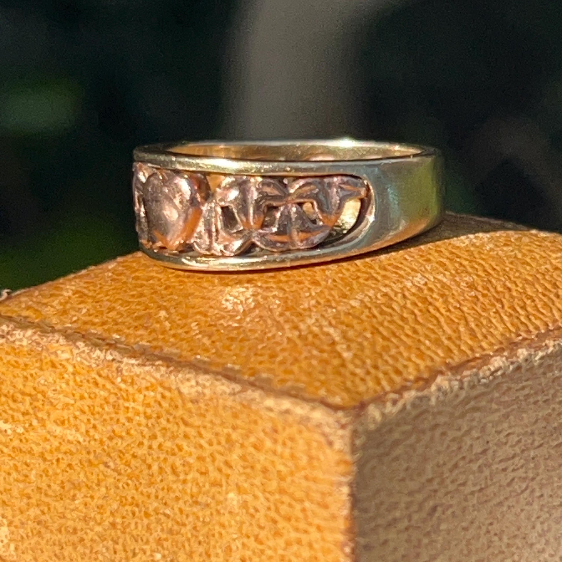 Vintage Early Clogau Cariad 9ct Gold Heart Ring Yellow and Rose Gold - Welsh Gold Ring Size O/ 7.5