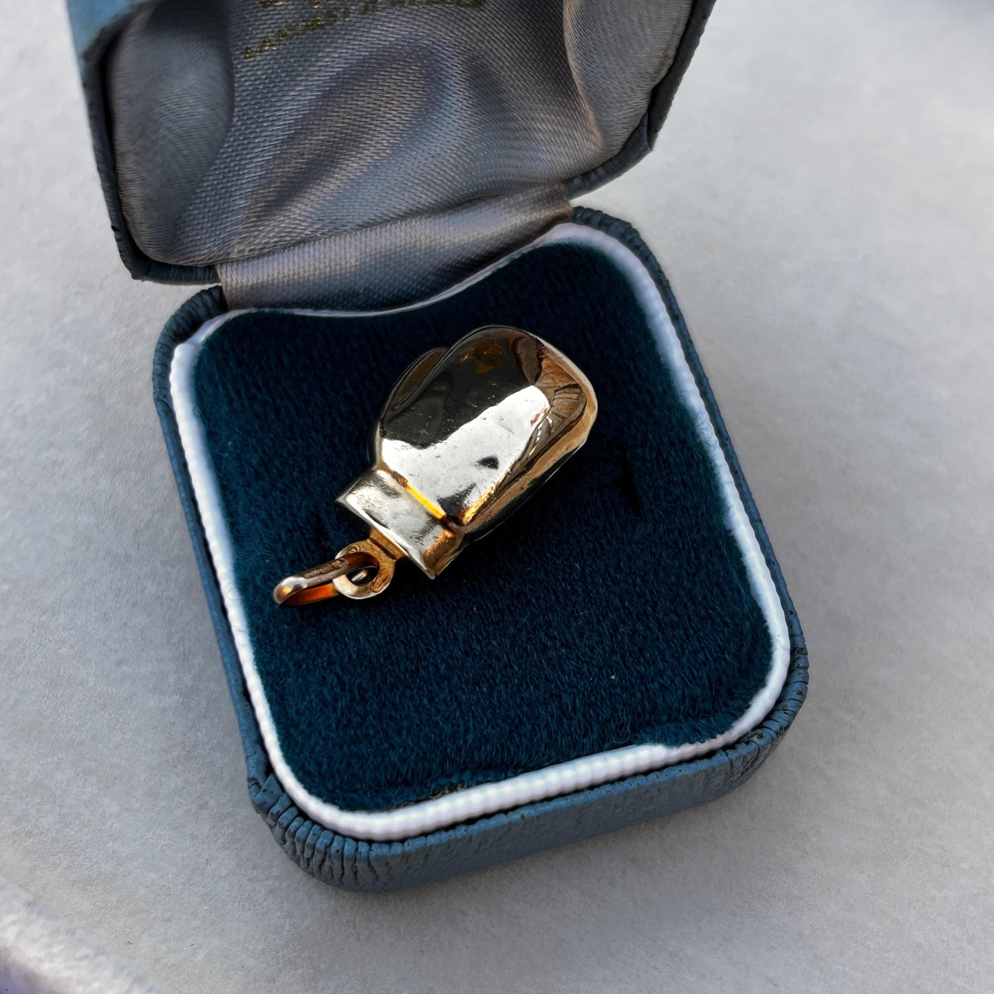 Vintage Boxing Glove Charm 9ct Gold Italian Maker UnoAEerre - Bracelet/ Pendant