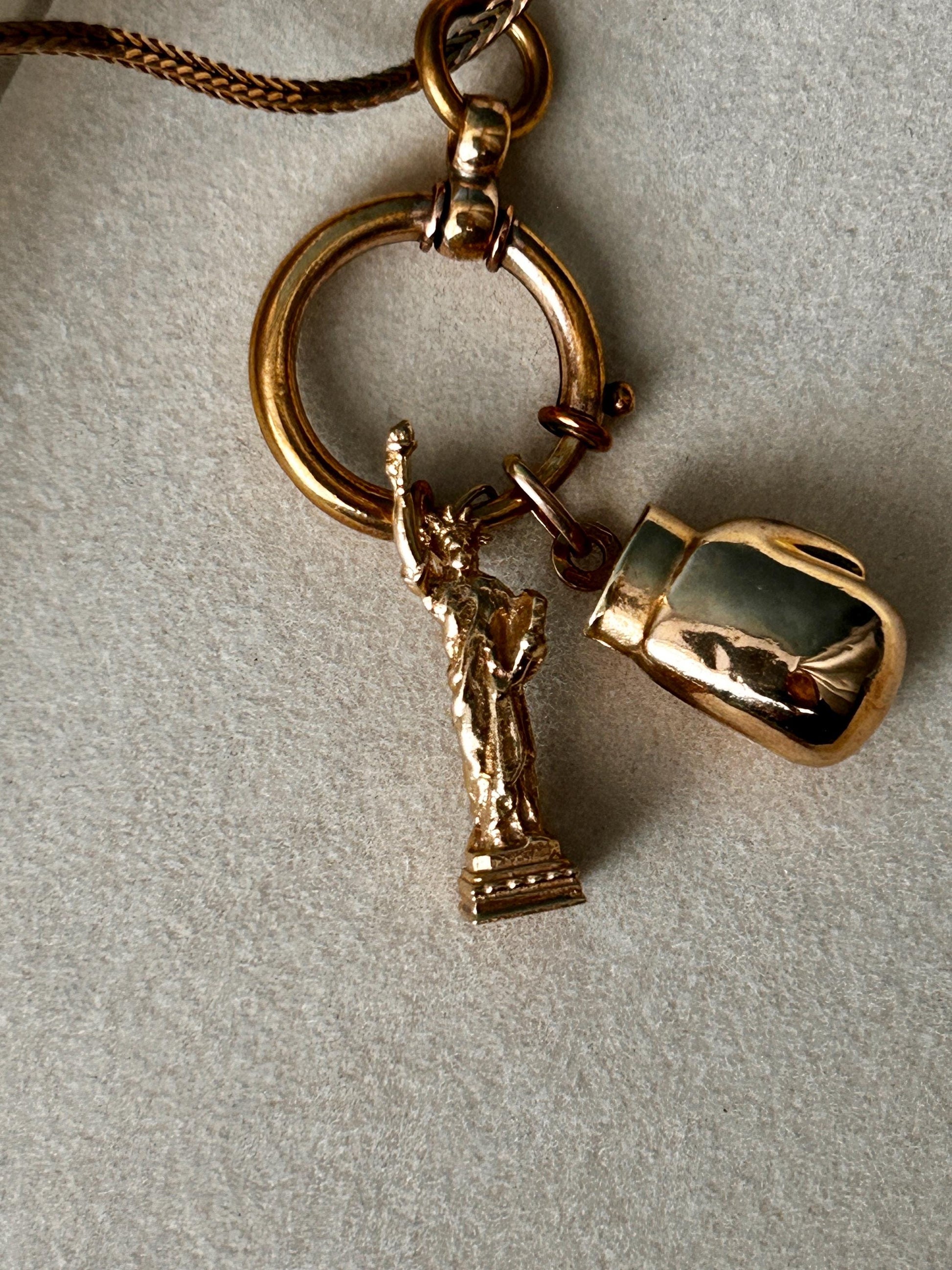 Vintage Boxing Glove Charm 9ct Gold Italian Maker UnoAEerre - Bracelet/ Pendant