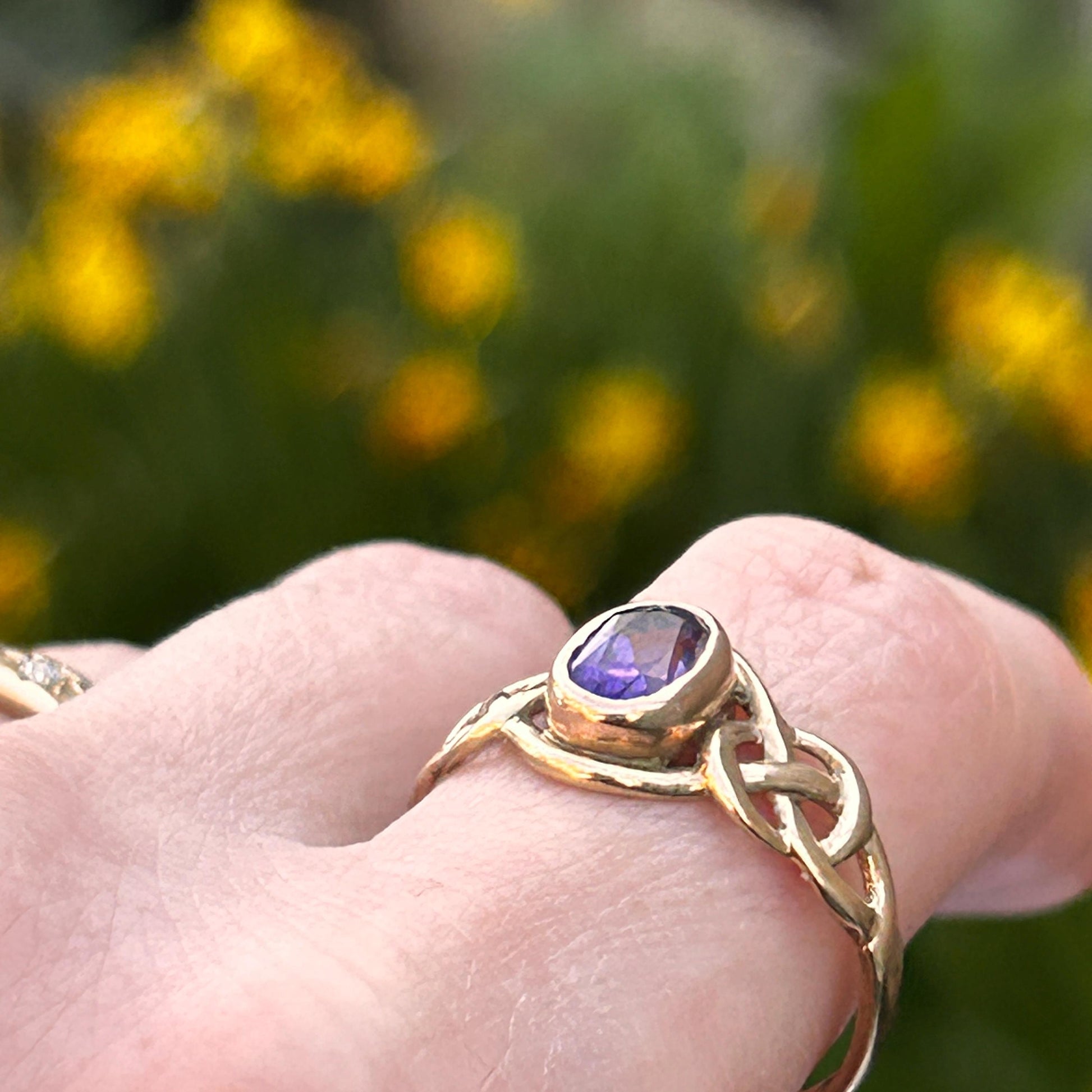 Vintage Clogau 9ct Yellow and Rose Gold Amethyst Celtic Ring Size UK P /US 8 - Welsh Gold
