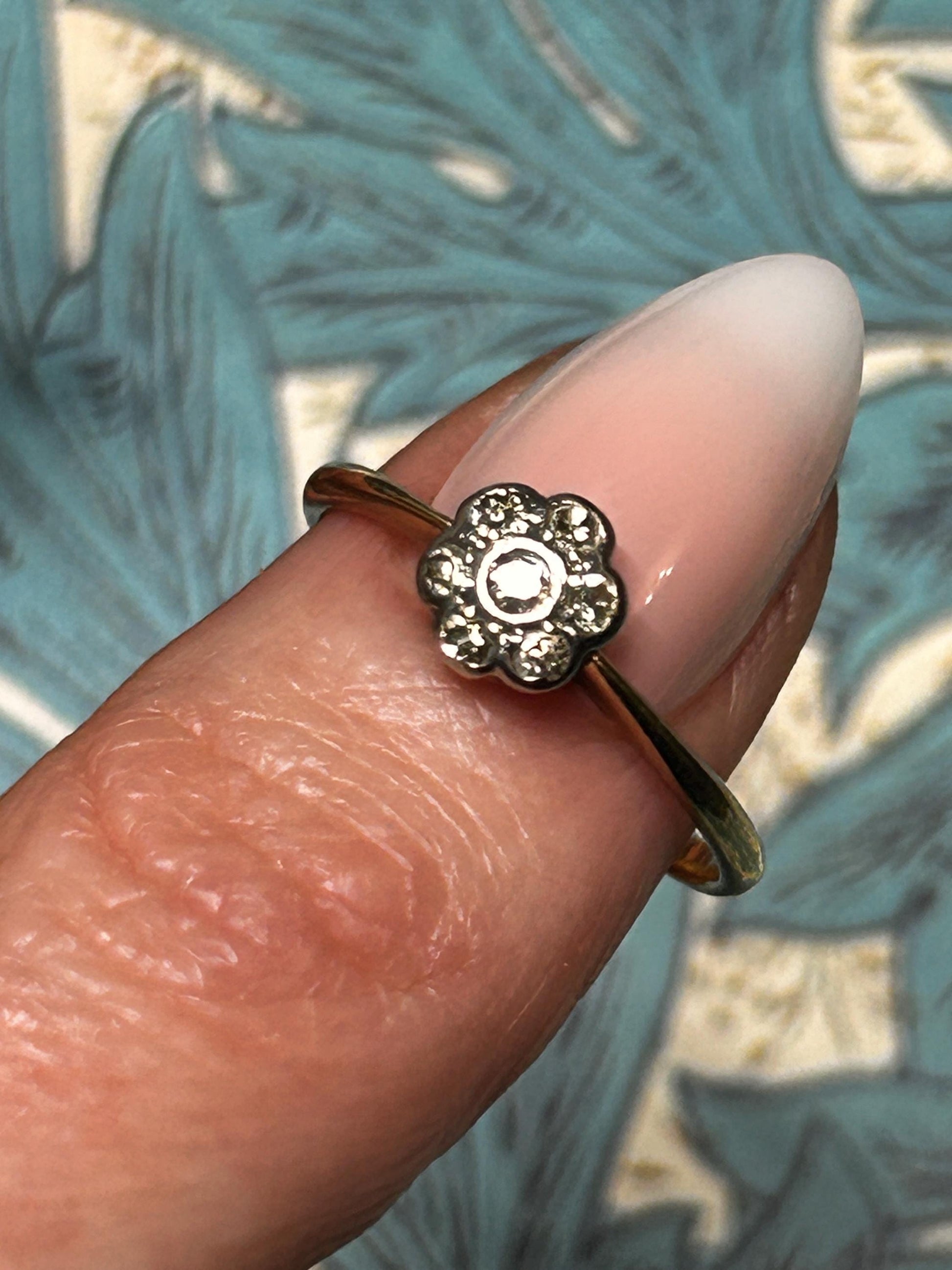 Art Deco 18ct Gold Diamond Flower Solitaire Ring UK O US 7.5 - Antique Jewelry Heirloom/ Engagement Ring