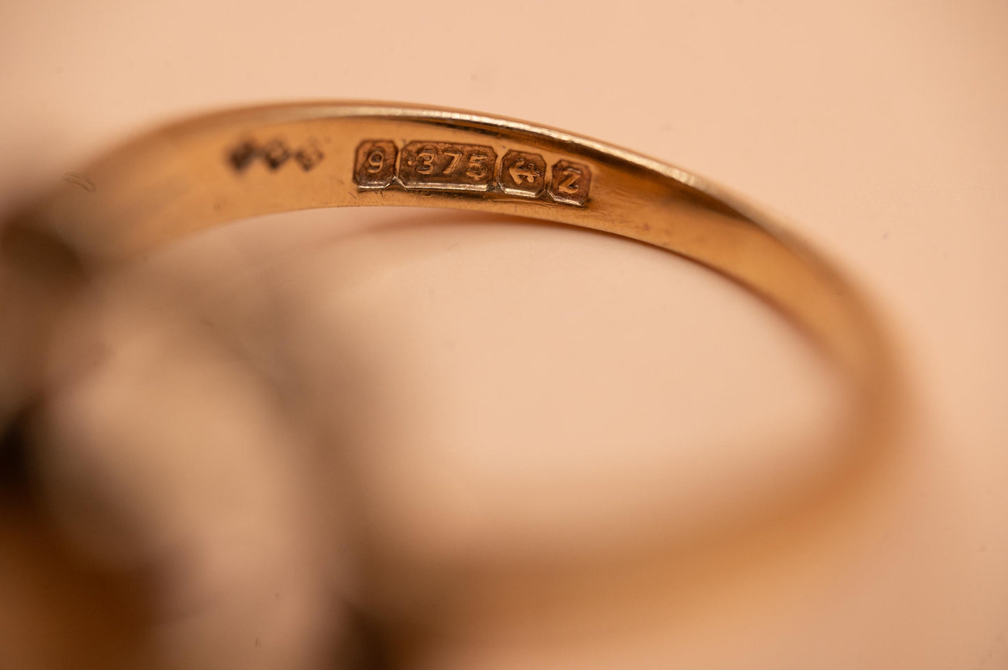 Vintage smokey quartz 1970s Ring - English Old Gold Heirloom UK J / US 5