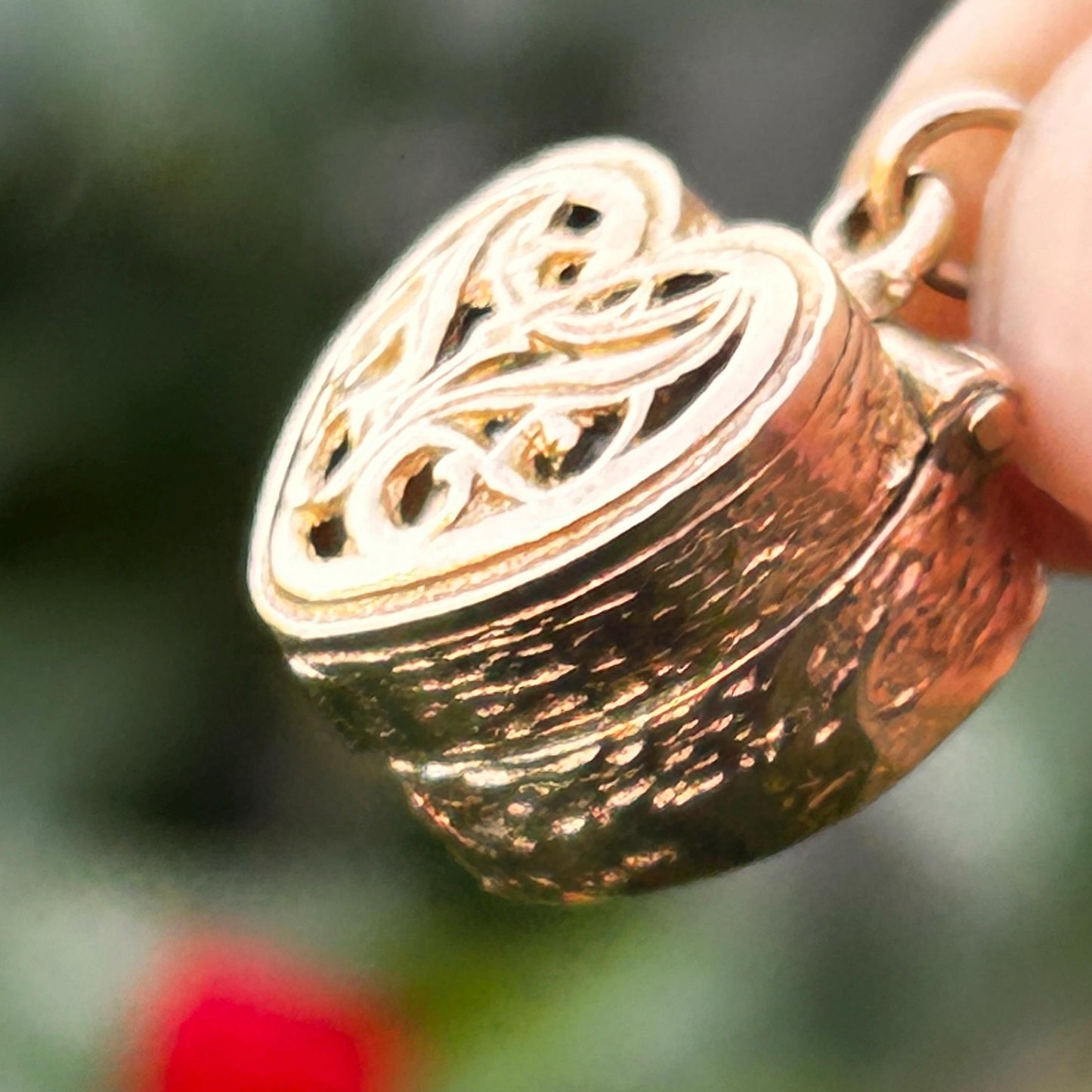 Vintage Mid-Century 9ct Gold Heart Box with Surprise Ring Pendant - Collectable Charm English Hallmark