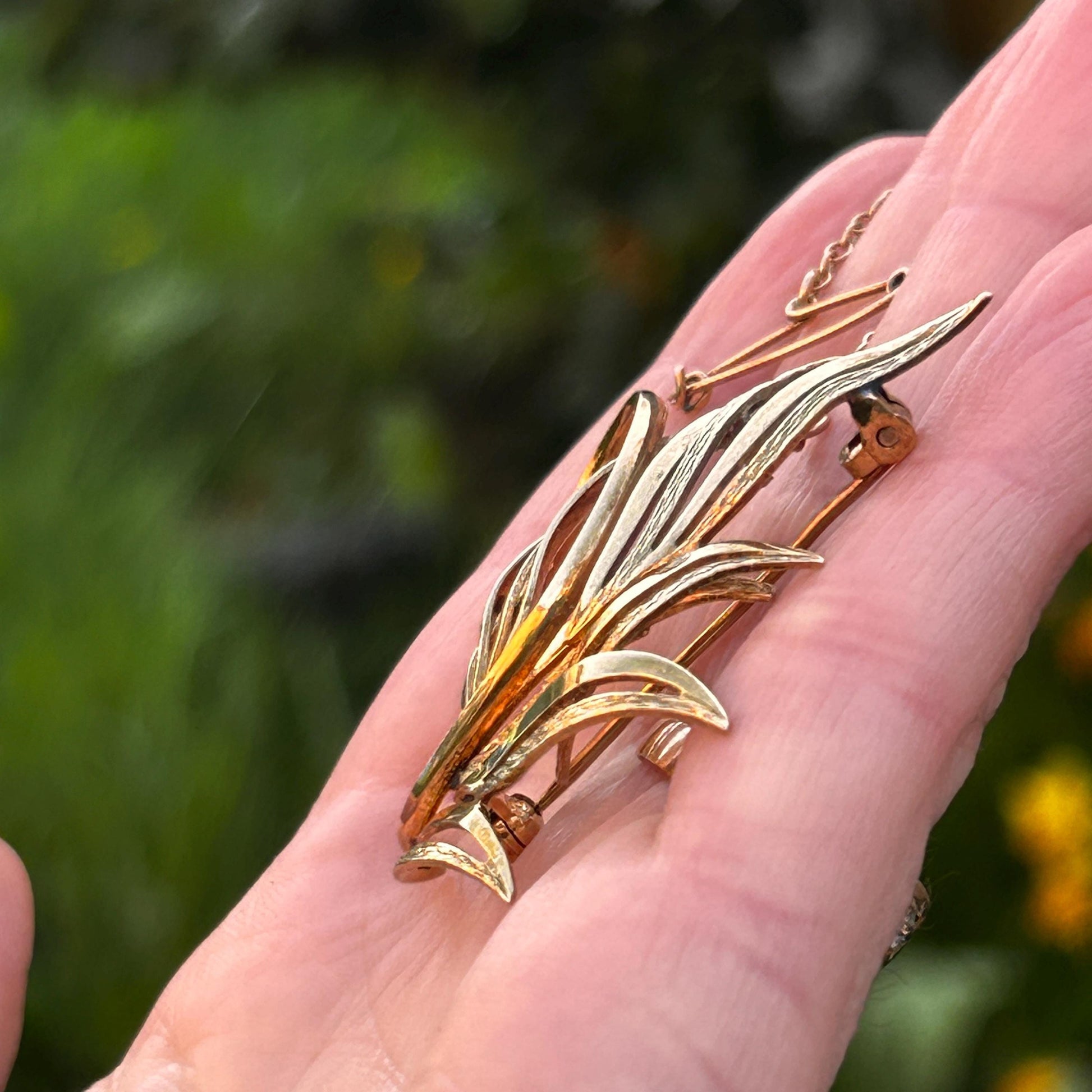 Mid-Century 9ct Gold Brooch Floral Spray Textured Jewellery