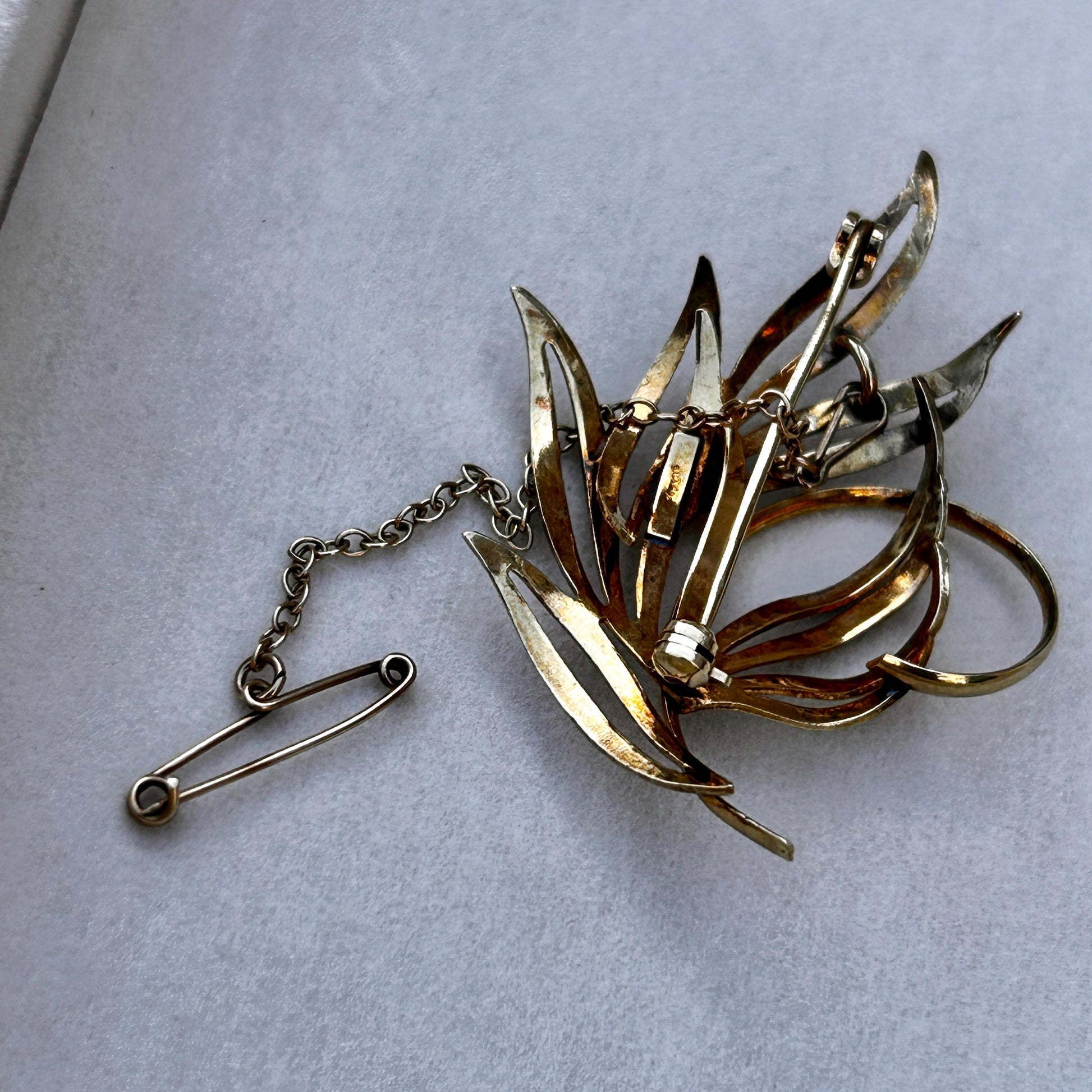 Mid-Century 9ct Gold Brooch Floral Spray Textured Jewellery