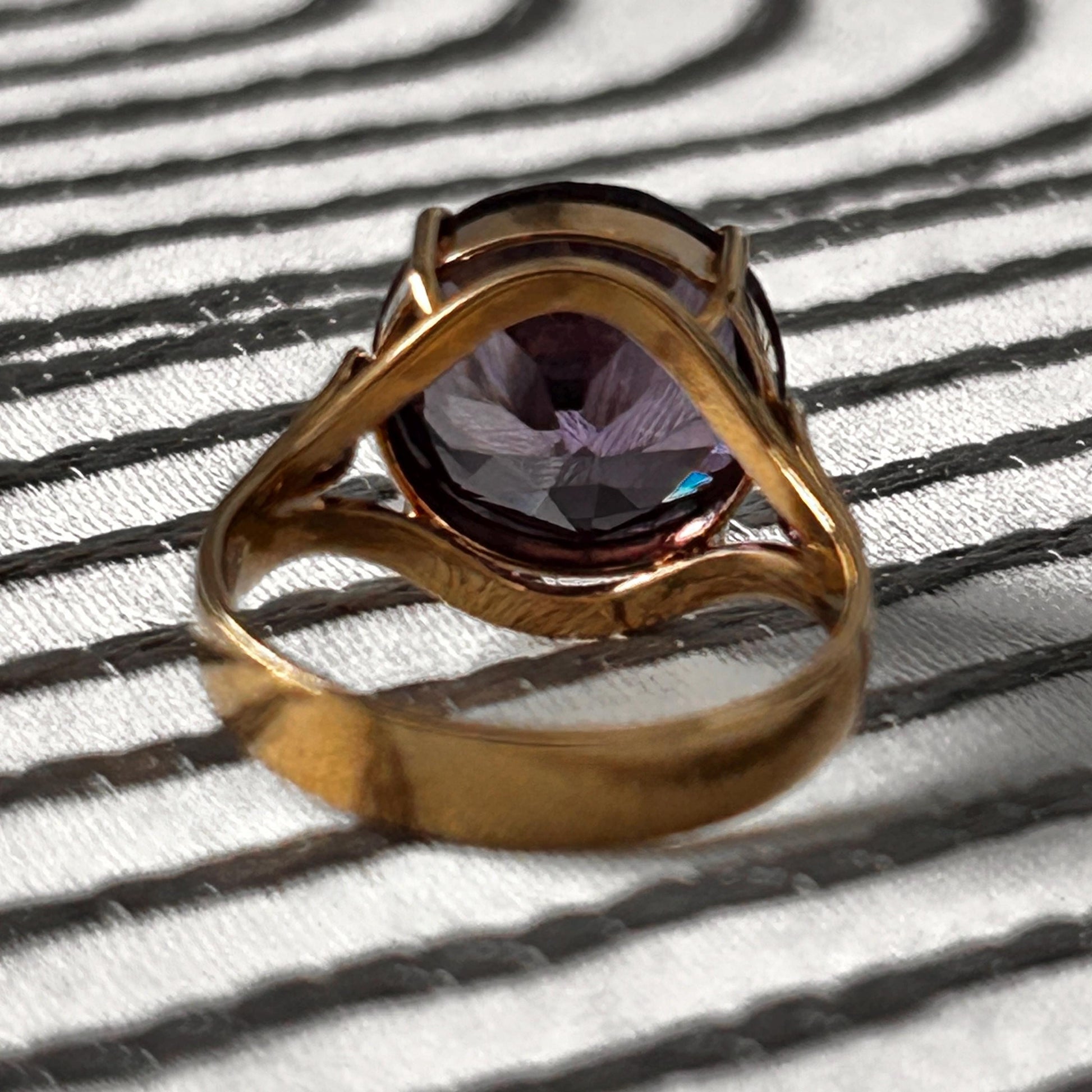 Pre-owned Amethyst 14ct Gold Large Cocktail Ring size M / 6.5