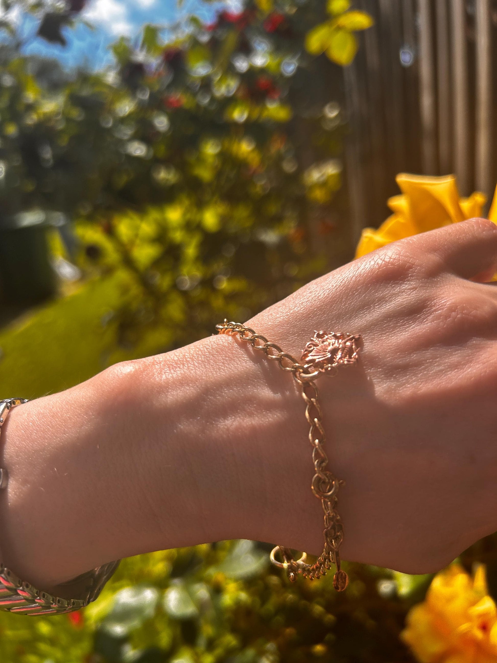 Vintage Clogau Charm Bracelet in 9ct Gold with 4 Charms 7" - Welsh Gold