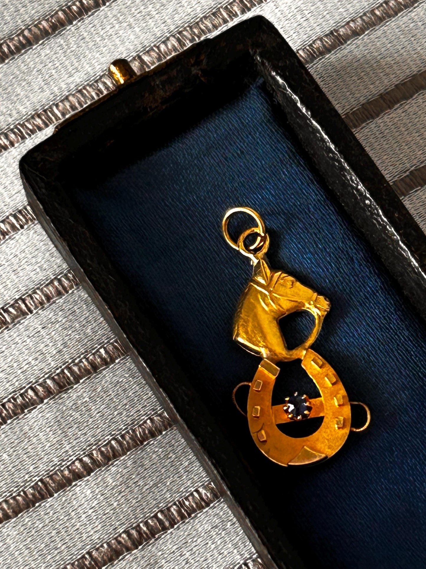 Victorian 15ct Gold Lucky Horse Shoe Pendant with Sapphire Hallmarked - Antique Jewellery
