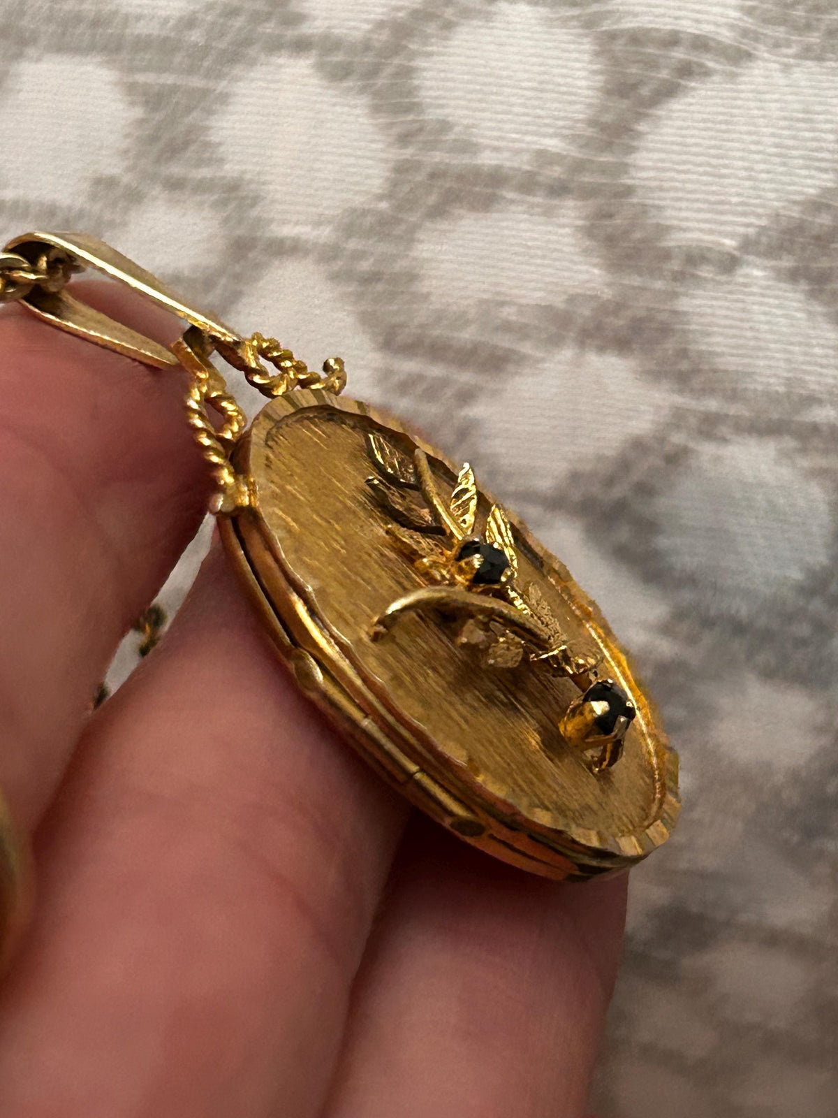 Mid-Century 9ct Solid Gold Floral Sapphire Locket Pendant Photo Keepsake