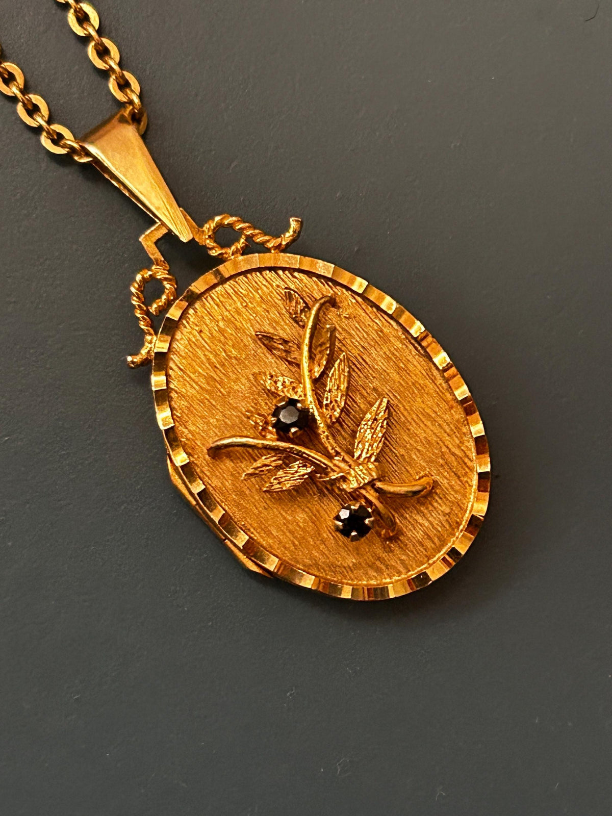 Mid-Century 9ct Solid Gold Floral Sapphire Locket Pendant Photo Keepsake