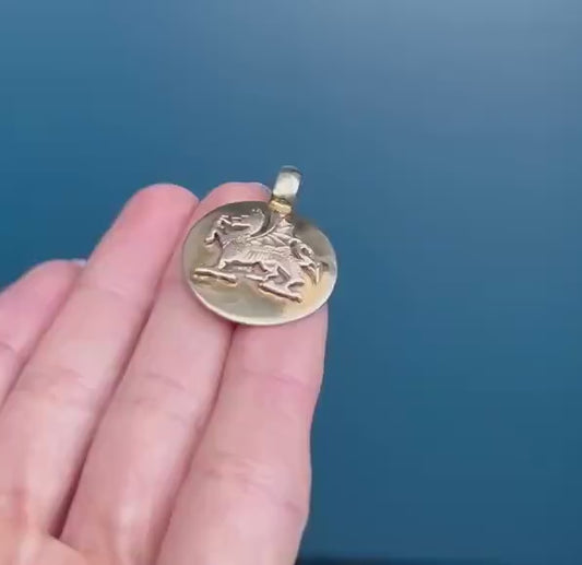 Vintage 9ct Heavy Wales Pendant, Welsh Dragon Medallion, Solid Gold Wales Cymru Statement Jewelley - Stunning Detail. Solid Yellow Gold 9k