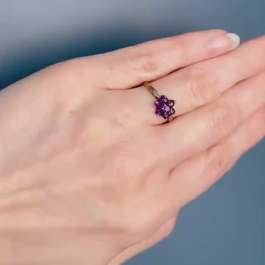 Vintage 9ct Gold Amethyst Forget-Me-Not Romantic Ring. Pretty Floral Jewellery Purple - February Birthstone, Ring Size UK  I / US: 4.5