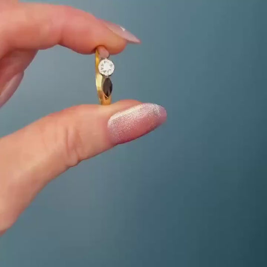 Genuine Art Deco 1920s Engagement Ring 18ct Gold and Platinum, Classic Solitaire Diamond Antique Ring