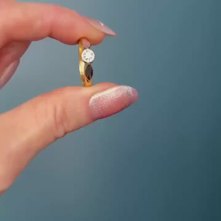 Genuine Art Deco 1920s Engagement Ring 18ct Gold and Platinum, Classic Solitaire Diamond Antique Ring