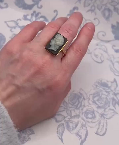Antique Victorian 18ct Solid Yellow Gold Ring, Hard Stone Cameo Classical Male Figure - Estate Jewelry Size N / 7