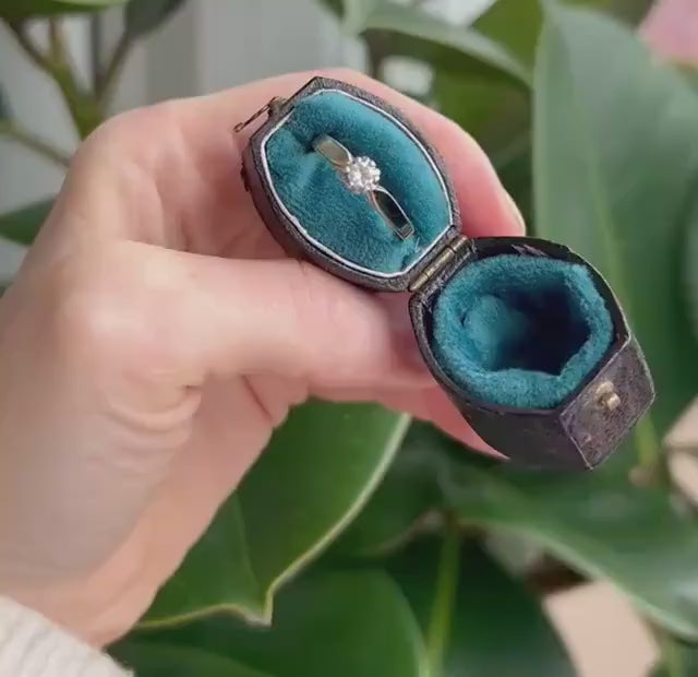 Vintage 9ct Yellow Gold Classic Solitaire Engagement Promise ring with Natural Diamond, 0.15ct Solitaire, England Assayed UK M US 6.5