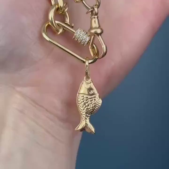 Vintage 18ct Fish Charm - Good Luck Jewellery.