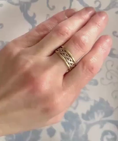 Vintage 9ct Gold Celtic Wedding Band, Unisex Ring, White and Yellow Gold 9k Ring,  Unusual Band Stacking Ring Size UK- N / US- 7