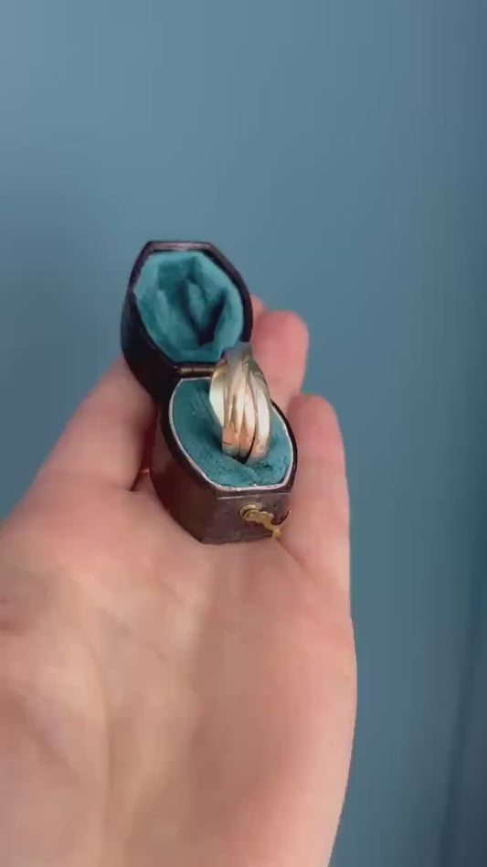 Vintage Russian Tri-Gold Wedding band 9ct Gold, 7mm Band Size UK O / US 7.5 9K England Assayed Jewelry