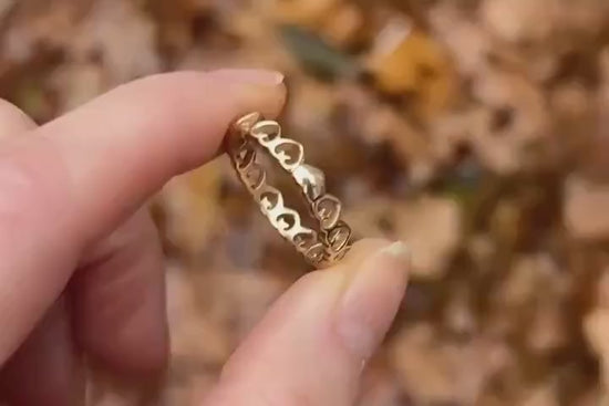 Vintage Clogau 9ct Gold Open Heart Stacking Ring Size P / 8 Pretty Dainty Band